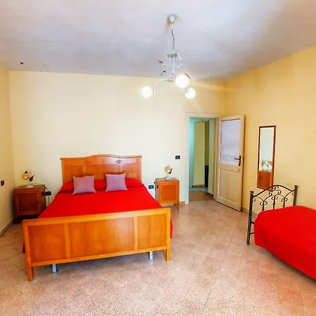 Anita 4*
